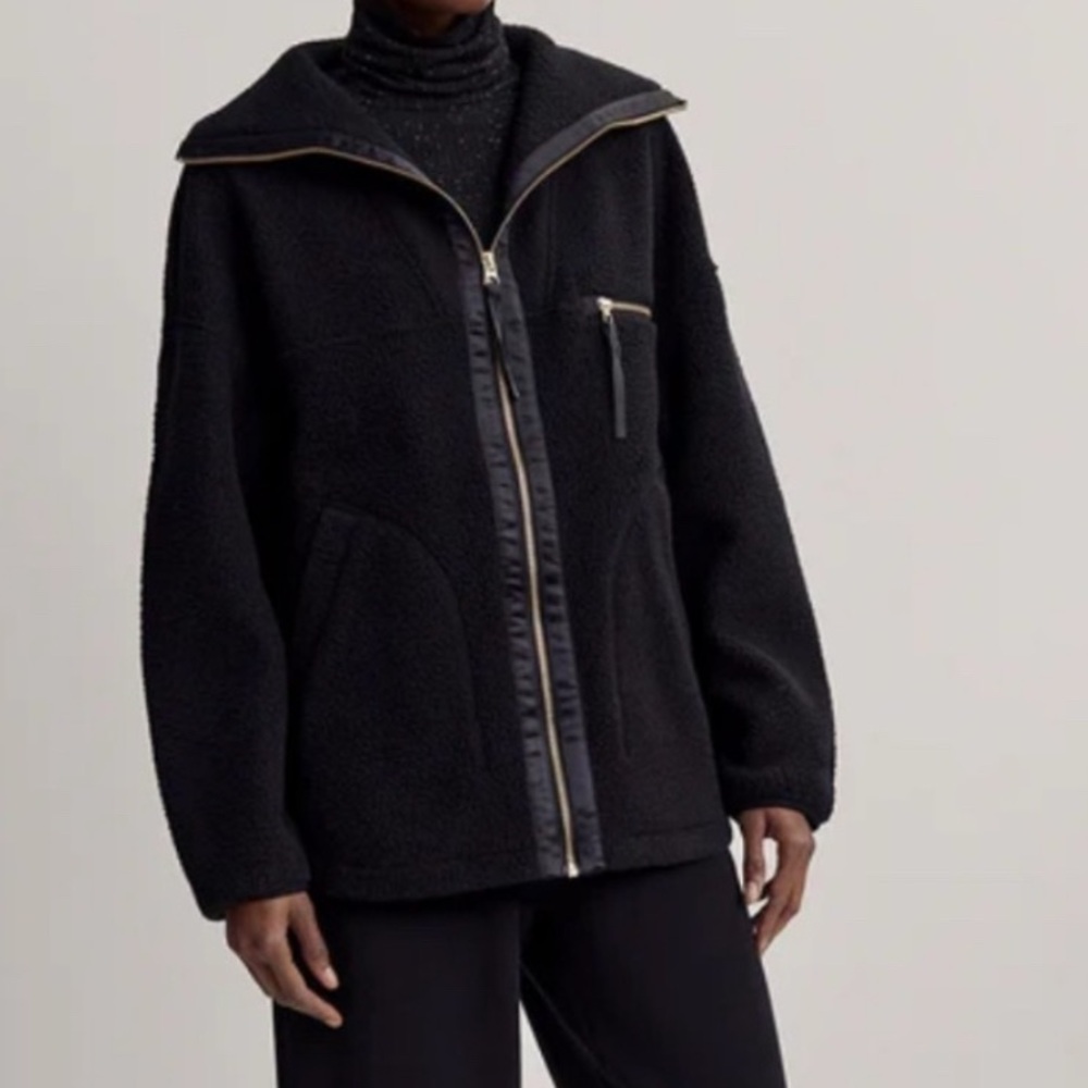 Women's Black Fleece Jacket